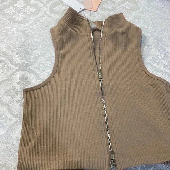 ANWND  Kids tank top M/L - Picture 11 of 17